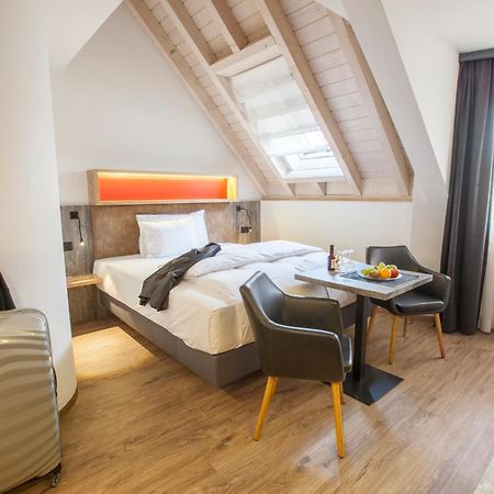 Boutiquehotel Thessoni Classic & Self Service Residence Home Zuerich Регенсдорф Екстериор снимка