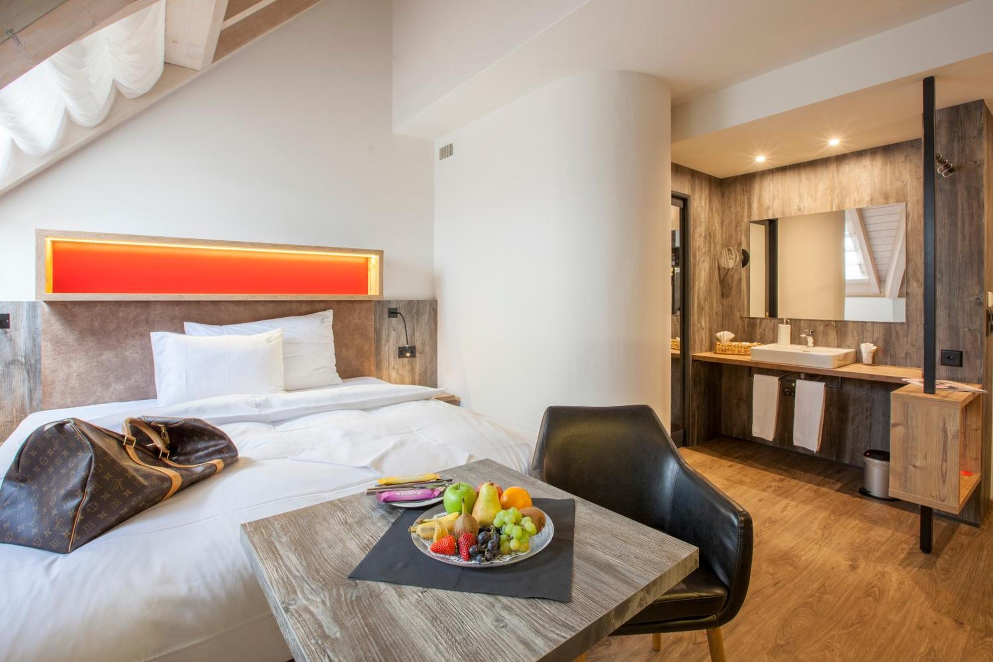 Boutiquehotel Thessoni Classic & Self Service Residence Home Zuerich Регенсдорф Екстериор снимка