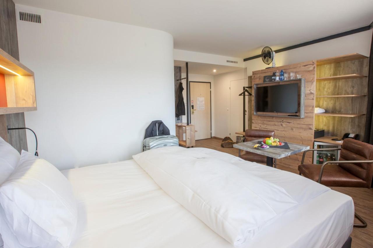 Boutiquehotel Thessoni Classic & Self Service Residence Home Zuerich Регенсдорф Екстериор снимка
